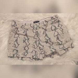 Dear John Finnegan Women's Snakeskin Patterned Shorts Size 28